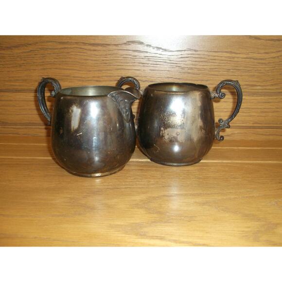 WM Rogers Silver Plate Creamer Set Creamer Bowl Sugar Bowl Spring Flower - Picture 1 of 5